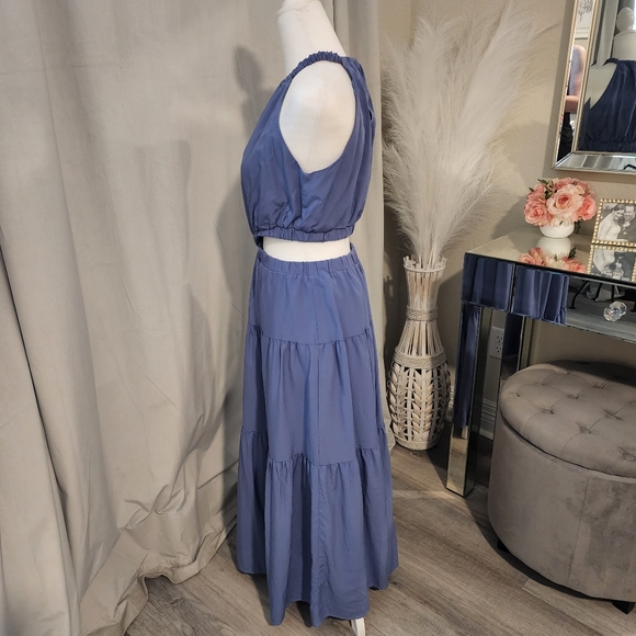 MIHOLL Dusty Blue Cutout Halter Maxi Dress - Picture 13 of 16
